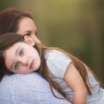 mother and child mom look mood happy love protection photo wallpaper
